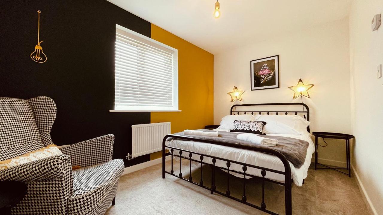 Villa She'S Electric à Blandford Forum Extérieur photo