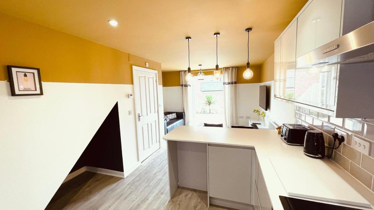 Villa She'S Electric à Blandford Forum Extérieur photo